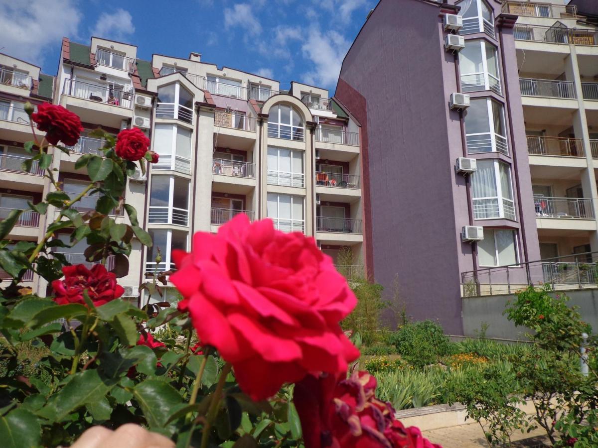 Kavarna Hills Apartments Buitenkant foto