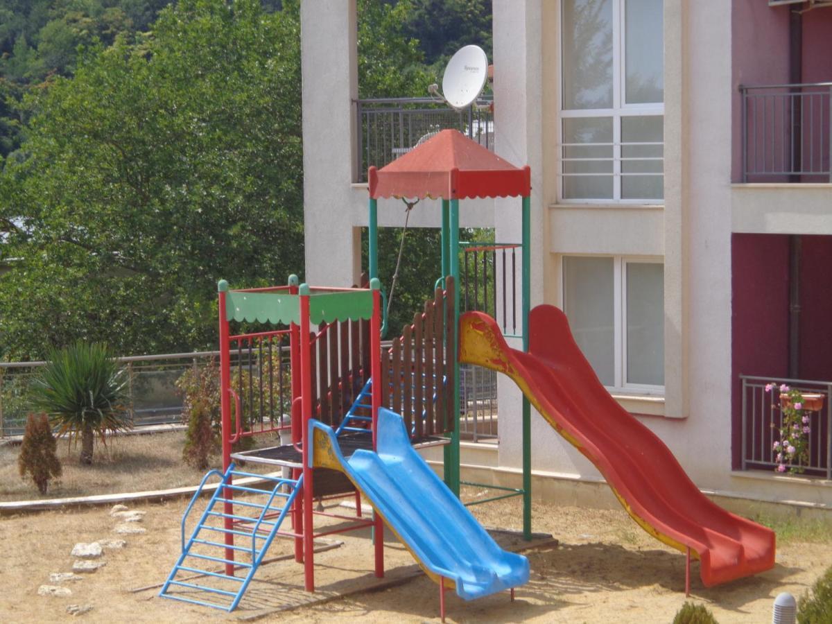Kavarna Hills Apartments Buitenkant foto