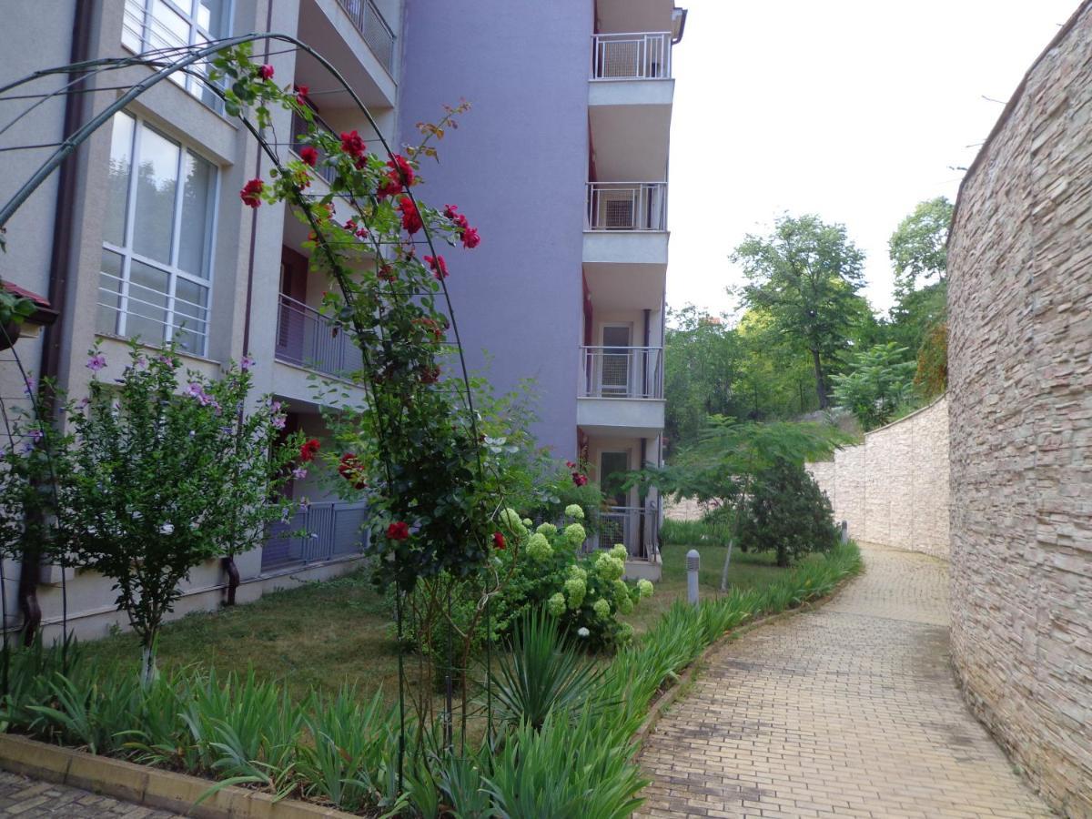Kavarna Hills Apartments Buitenkant foto