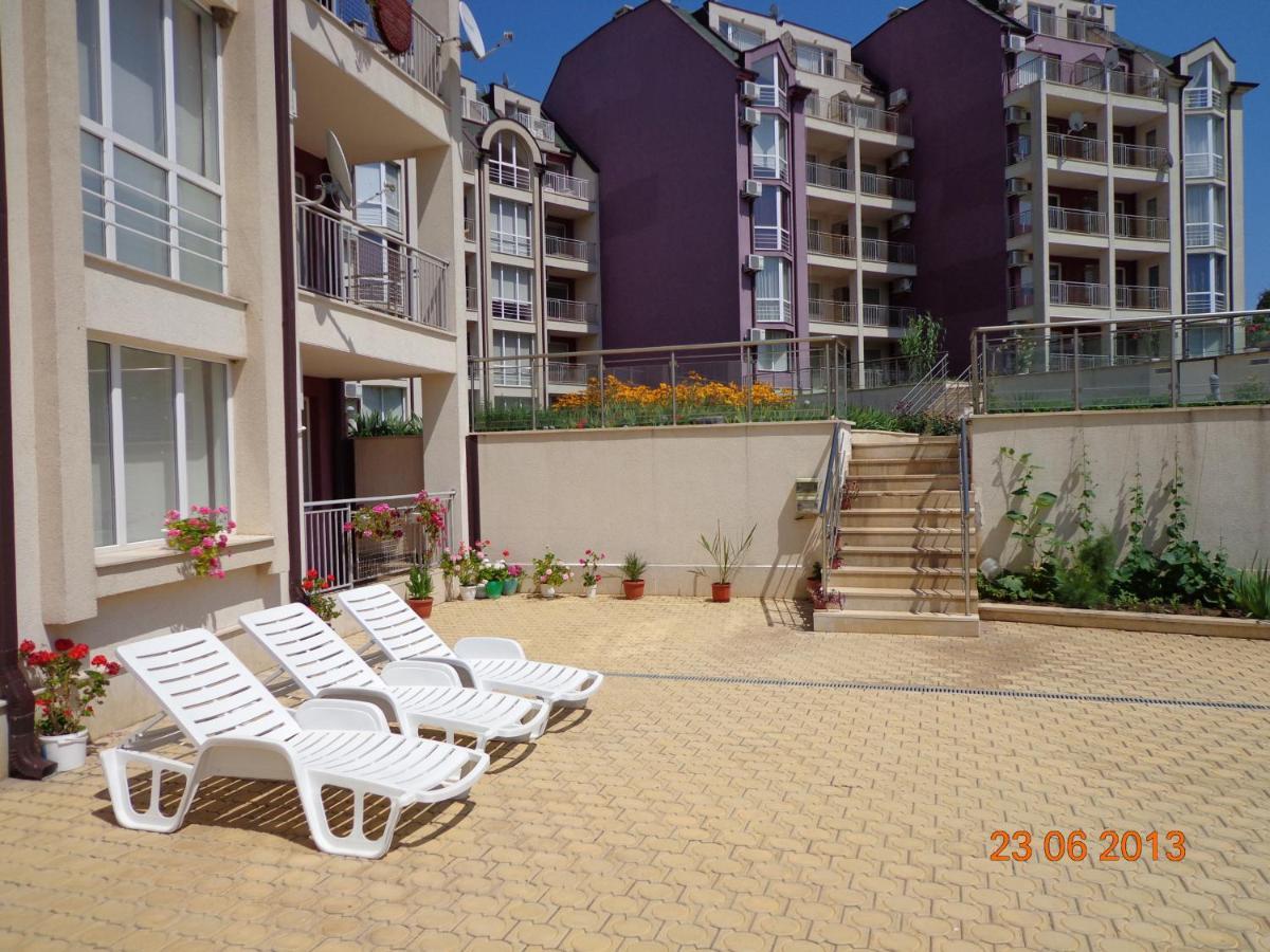 Kavarna Hills Apartments Buitenkant foto